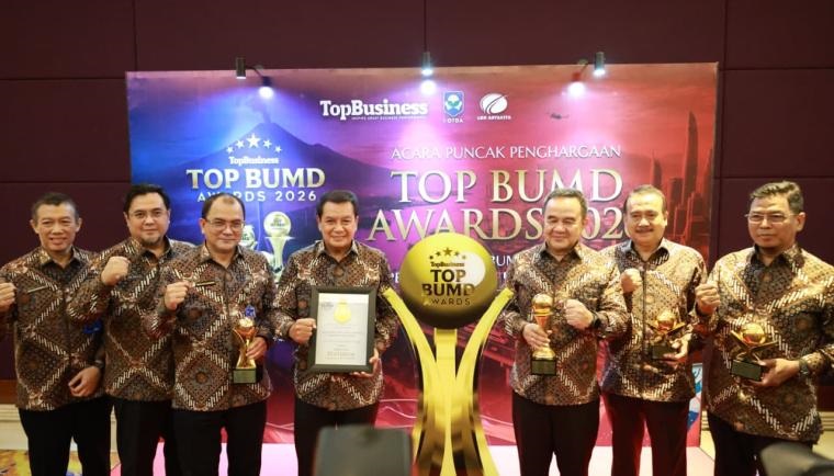 Bupati Tangerang Borong Penghargaan TOP BUMD 2026, Tiga Perusahaan Daerah Ikut Bersinar