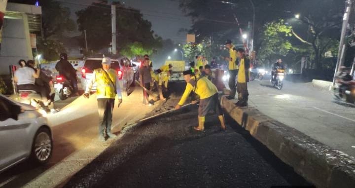 Akses Perlintasan KA Poris Diperbaiki, Lalu Lintas Kembali Lancar