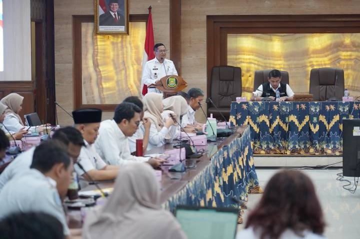 Sekda Minta Admin OPD Cepat Respons Aduan Warga