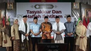 Bupati Tangerang Ajak Santri Manfaatkan Program Sekolah dan Beasiswa Gratis