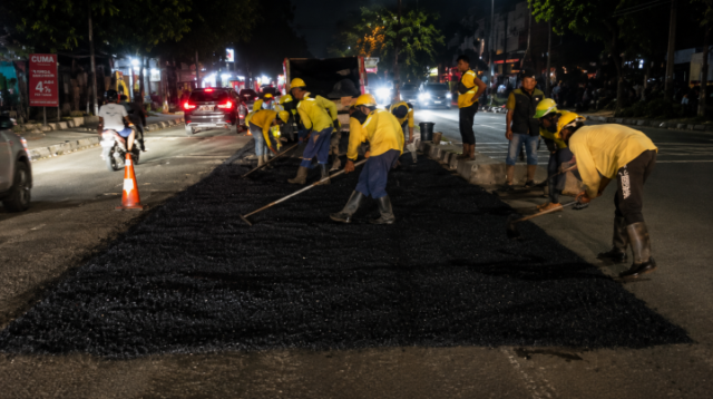 Pemkot Tangerang Tuntaskan Perbaikan Jalan Husein Sastranegara