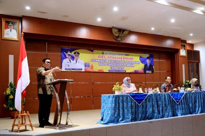 Maryono Dorong Perempuan Terus Berkarya dan Berdaya