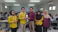 Dosen Ilmu Komunikasi Universitas Pamulang Bekali Siswa SMK Letris 1 Keterampilan Public Speaking