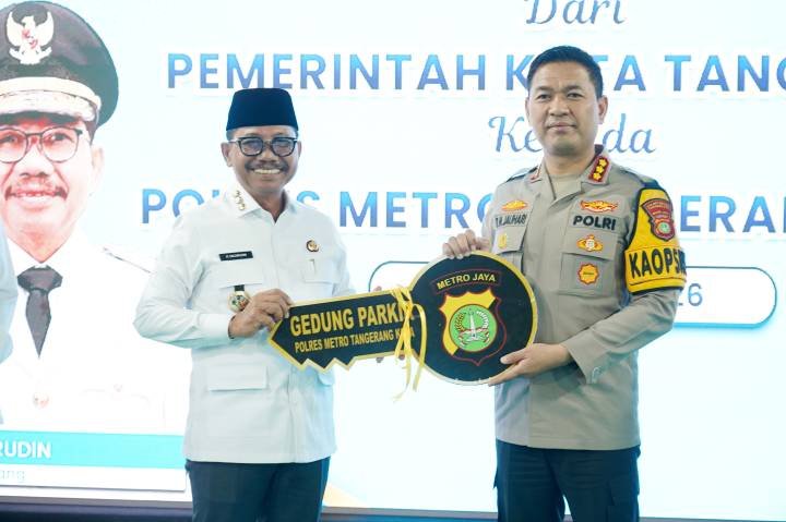 Pemkot Tangerang Hibahkan Gedung Parkir Rp20,9 Miliar ke Polres Metro