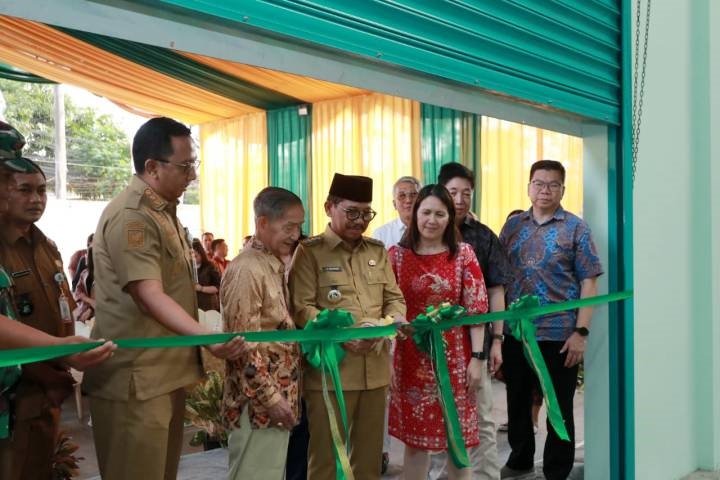 Resmikan Gudang PT Eagle Indo Pharma, Sachrudin Dorong Industri Ciptakan Manfaat Nyata bagi Masyarakat