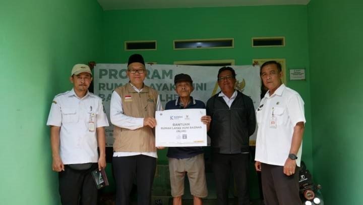BAZNAS Tangerang Salurkan Bantuan Rumah Layak Huni