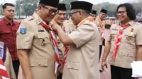 Maryono Terima Lencana Dharma Bakti Pramuka