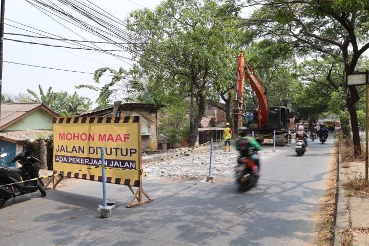DPUPR PEKERJAAN DPUPR Kota Tangerang Pastikan Jalan Tetap Diawasi Setelah Diperbaiki