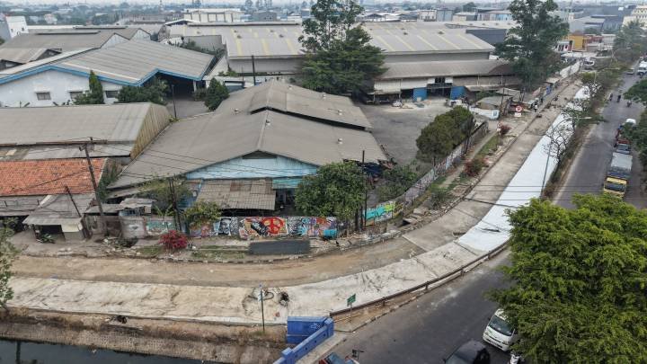 DPUPR Tangerang Selesaikan Betonisasi Satu Jalur Jalan Garuda