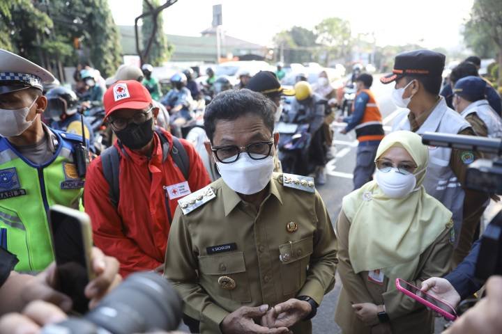 SACHRUDIN PJJ Abu Vulkanik, Sekolah di Tangerang Terapkan PJJ