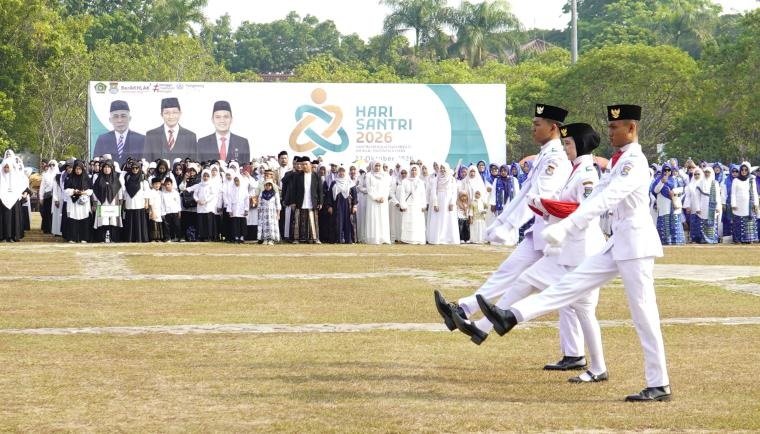 Bupati Tangerang Siapkan Pendidikan Gratis bagi Santri