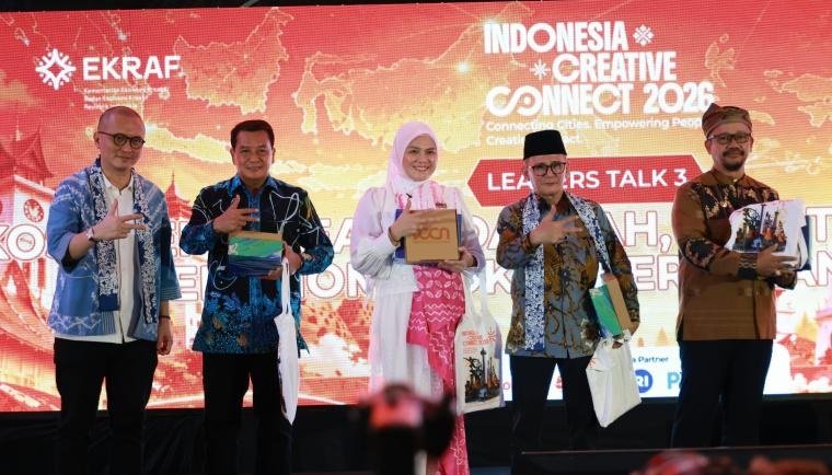 BUPATI INDUSTRI KREATIF Bupati Tangerang Dorong Pengembangan Industri Kreatif dan UMKM