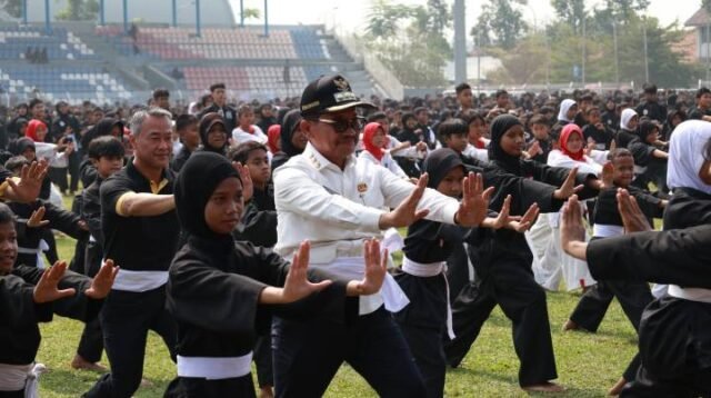Diikuti 5.021 Pelajar, Gebyar Silat Kota Tangerang Pecahkan Rekor MURI