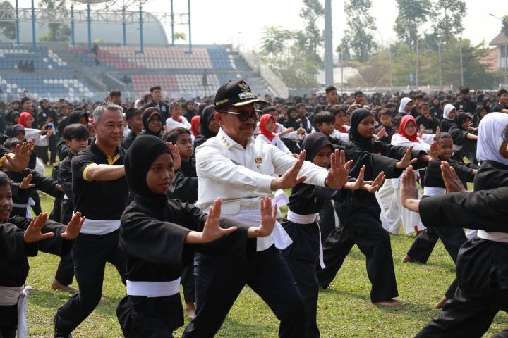 Diikuti 5.021 Pelajar, Gebyar Silat Kota Tangerang Pecahkan Rekor MURI